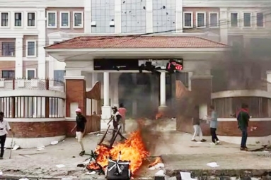 Ex Nepal PM&#039;s Wife Burnt Alive by Protesters