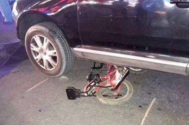 Motorist ran over a Boy from India