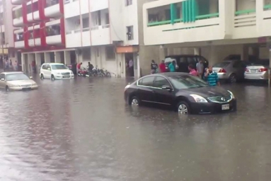 Heavy Rainfall hits several parts in Dubai