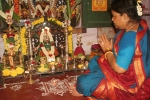 varalakshmi vratham 2019 date, varalakshmi vratham muraigal in tamil, how to perform varalakshmi puja varalakshmi vratham significance, Traditions