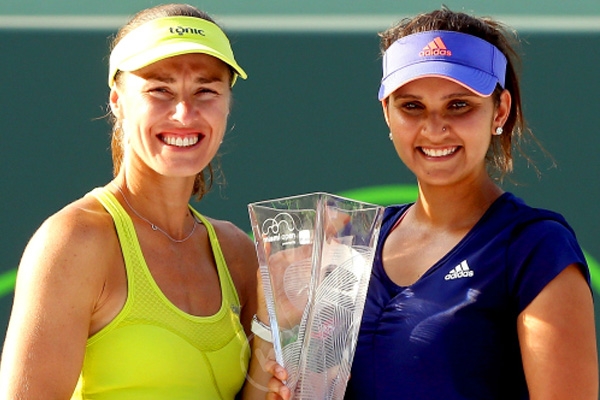 Sania Mirza and Martina Hingis pair wins Miami Open},{Sania Mirza and Martina Hingis pair wins Miami Open
