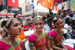 America, Diwali, one can t take diwali out of indians even when they re in u s, Times square
