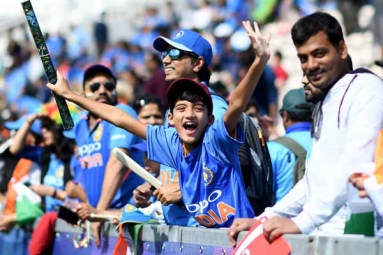 Indians Not Selling Their World Cup Final Tickets Despite Exit of Kohli's Men, Lord's May Witness a 'Sea of Blue'