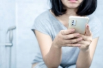 Phone to Loo virus, Phone to Loo virus, taking your phone to loo can give you lifelong problems, Back pain