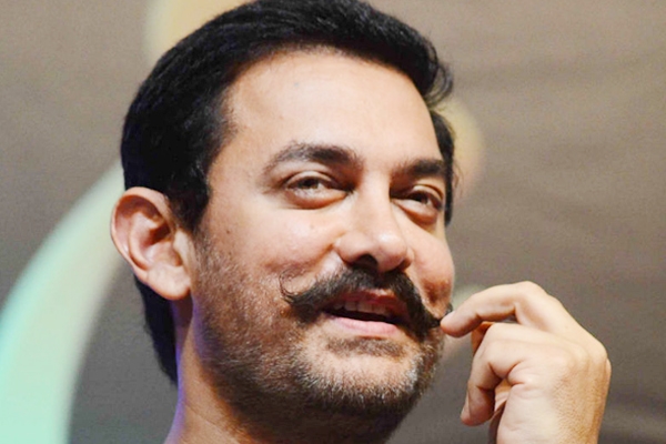 Aamir Khan to Unveil Dangal Trailer