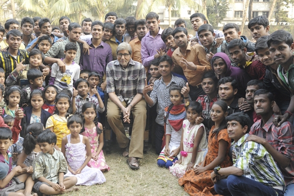 Big B Shoots with Deaf and Mute Children