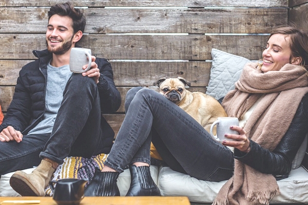 Singles Say 'Meaningful Conversation' Most Important Factor When Looking for a Relationship